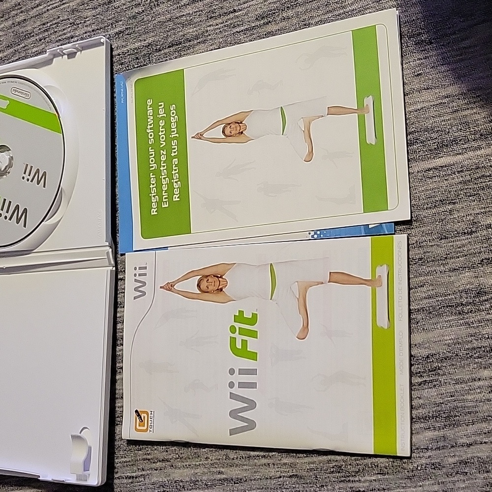 Wii FIT for Nintendo Wii GAME ONLY Board Not Included - Picture 10 of 10